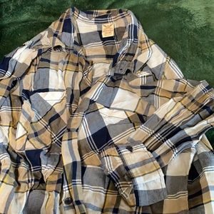 🍂2/$12 Soft Flannel!